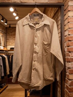 XMI | Men’s Military Vintage Tan Button-Up Shirt made in Hong Long | 16.5/34